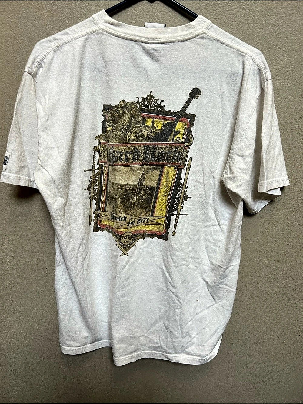 Hard Rock Cafe Munich Graphic Tee Size Medium